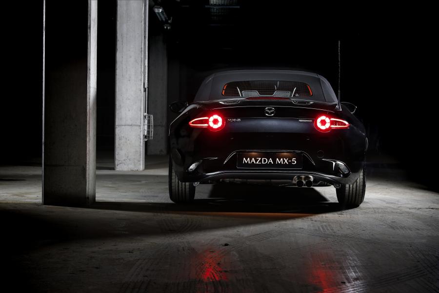  Mazda MX-5 Eunos Edition 2020 года  (FR) (фото 22 из 30)